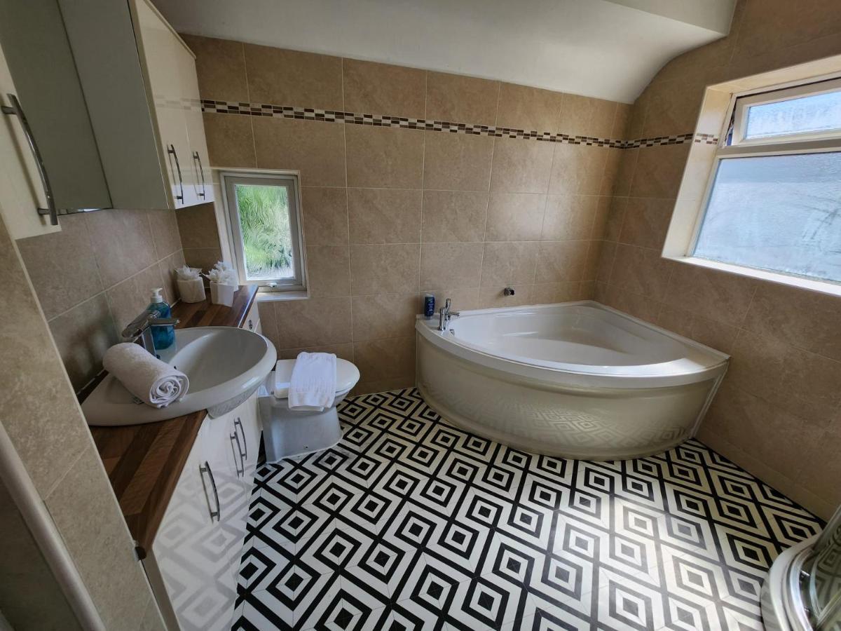 Solihull Shared House Acocks Green Εξωτερικό φωτογραφία